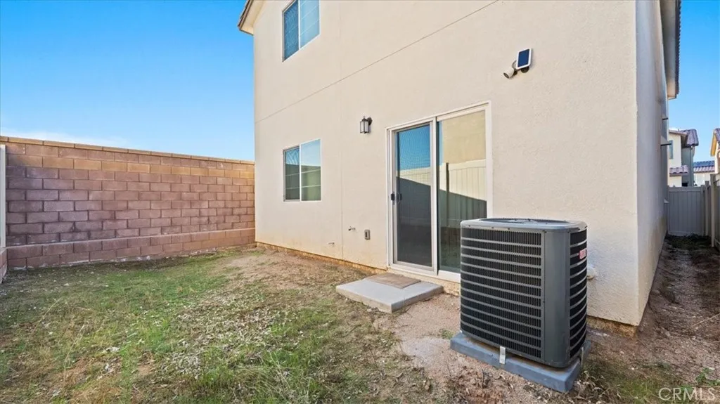 12882 Breccia Way, Moreno Valley, California 92555 home-pic-33